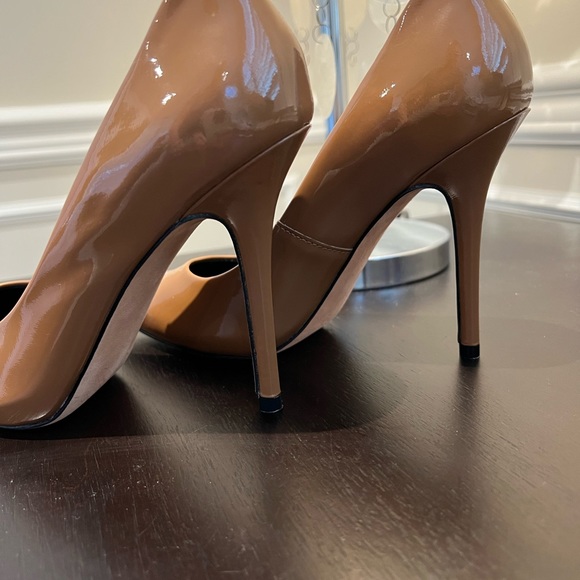 BOUTIQUE 9 “XO Sally” Stiletto - Picture 9 of 15